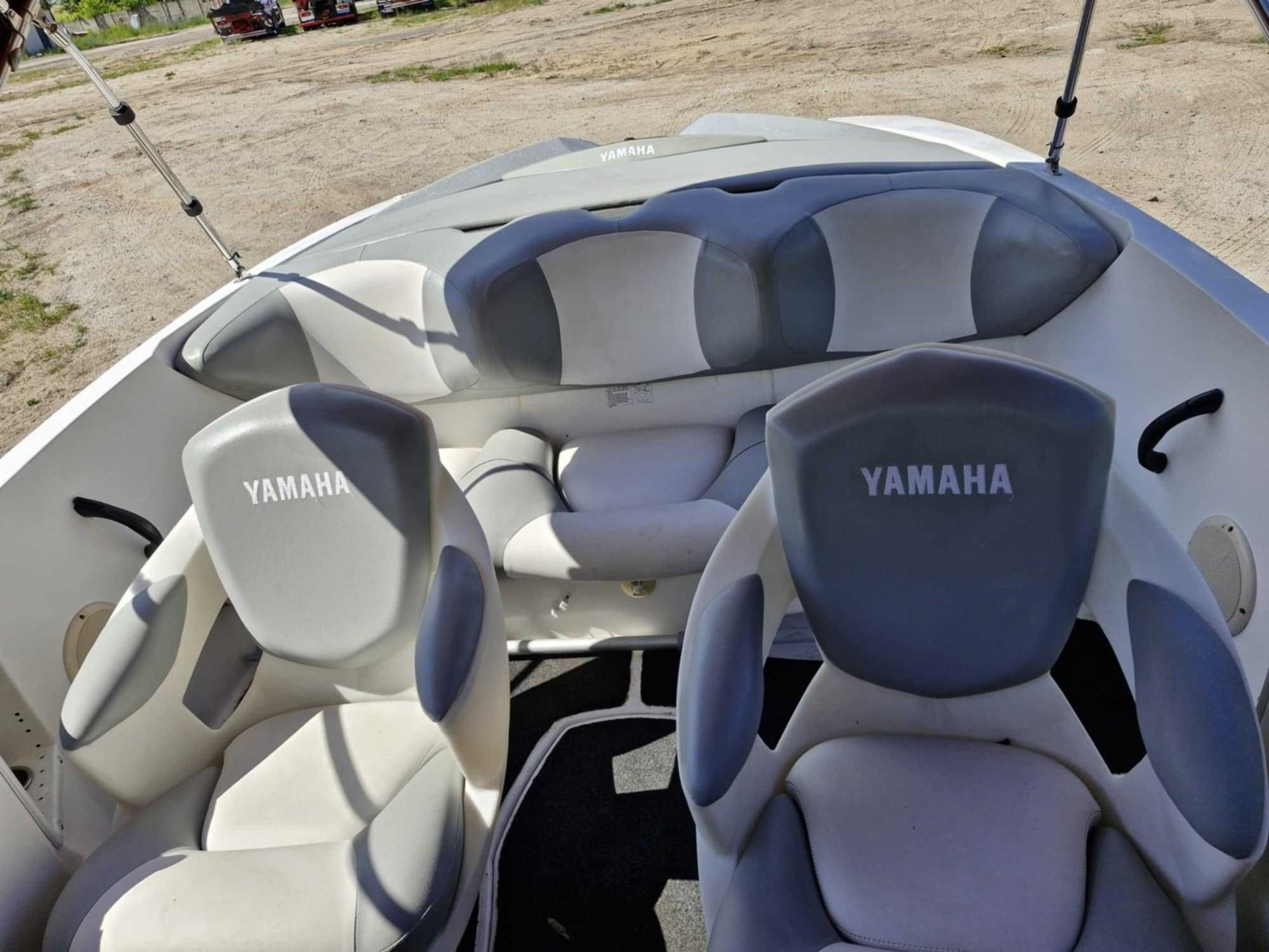 Łódź motorowa Yamaha XR1800 edycja limitowana z przyczepą