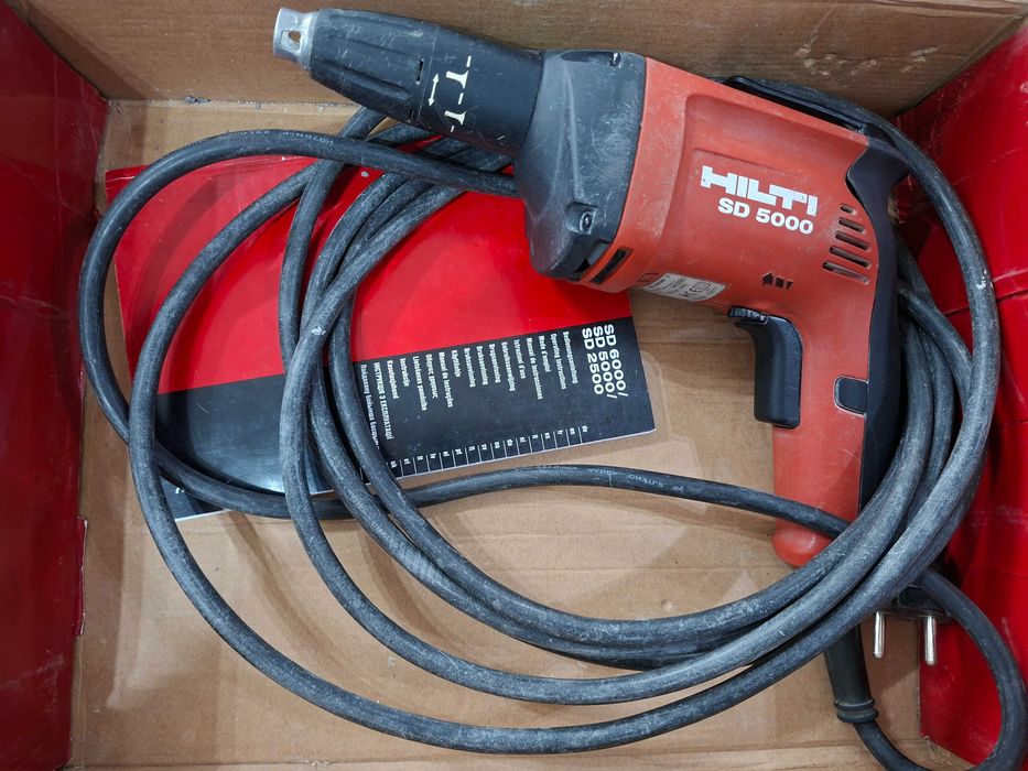 Wkrętarka do płyt gipsowo-kartonowych Hilti SD 5000 + karton