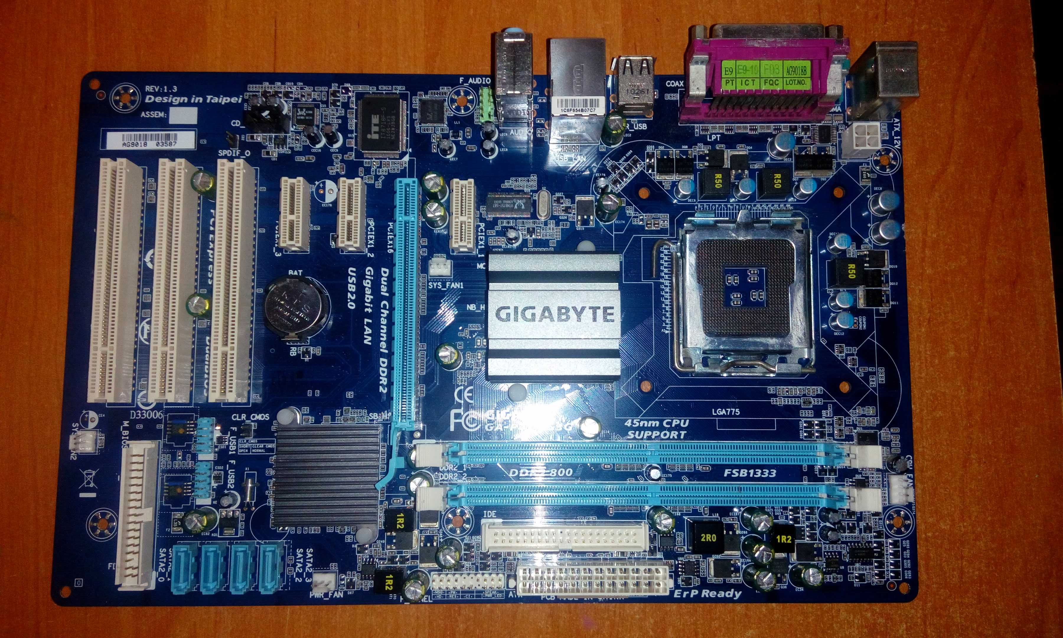 Gigabyte GA-P41-ES3G   s775