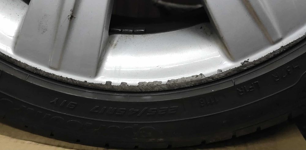 Alu felgi BMW styling 96 r17 is47 5x120 unikatowy wzór komplet letnie