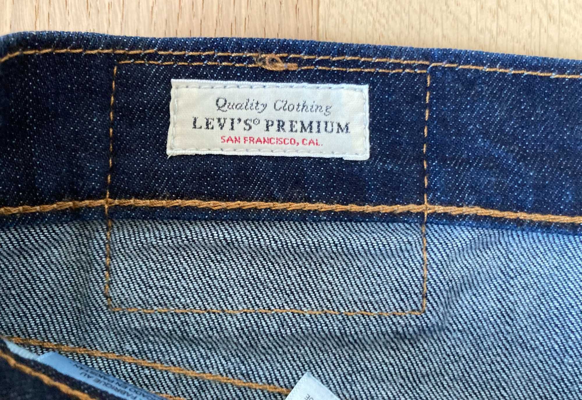 Spodnie jeansowe granatowe W32 L34 Levi's Levis 514