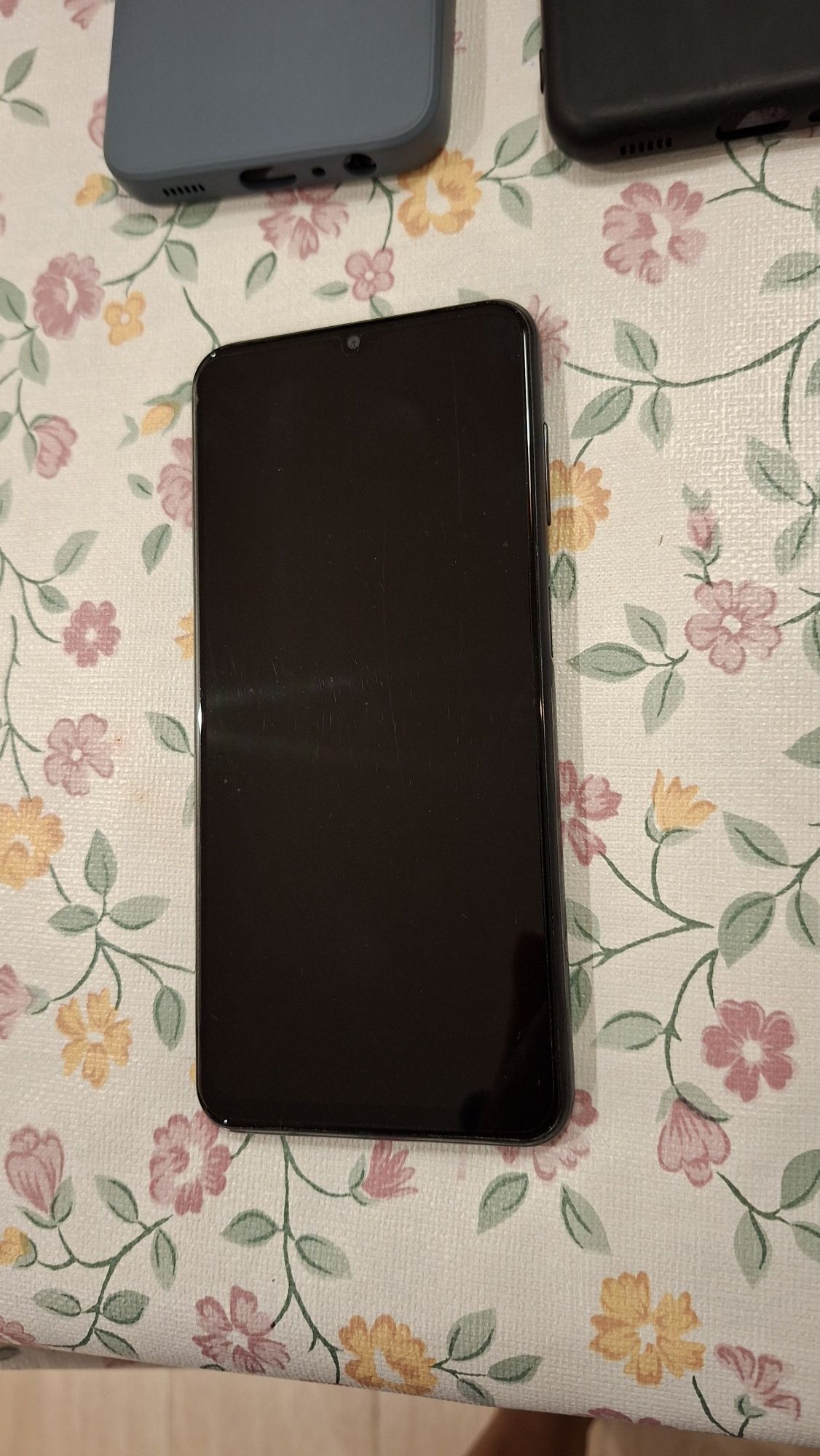 Samsung A13 64GB 4GB Preto Semi-Novo
Tem película nova no