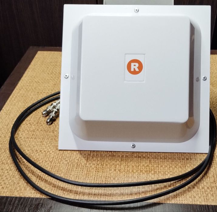 Роутер HUAWEI B535-232 в комплекті з антеною КВАДРАТ 4G