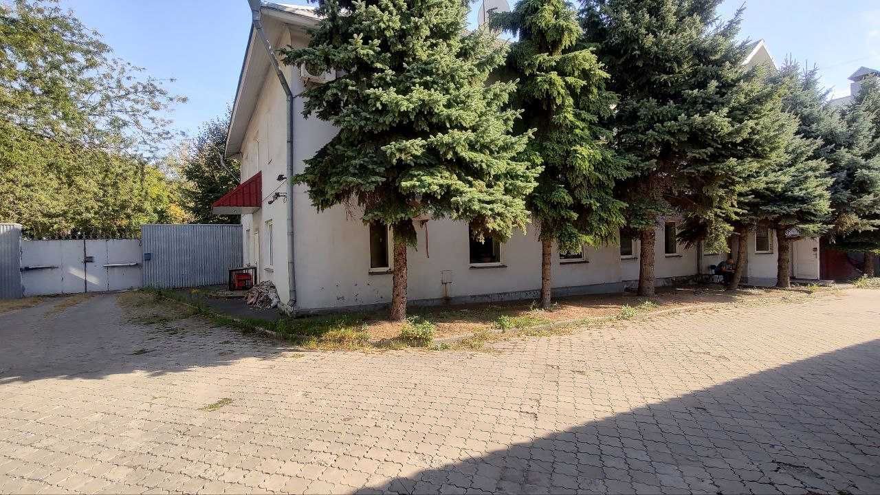 Продаж окремої офісної будівлі пр-т Б. Хмельницького 38а / вул.Титова