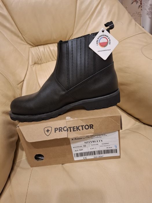 Sprzedam nowe obuwie robocze męskie rozmiar 42