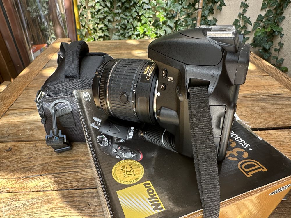 Фотоапарат Nikon D3300 AF-P 18-55 VR Kit + сумка для фотоапарата