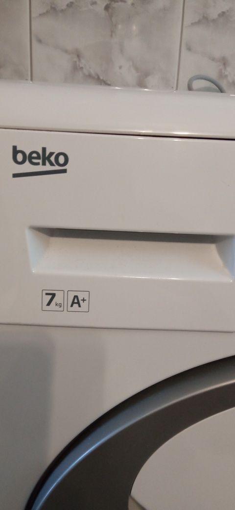 Suszarka do ubrań Beko