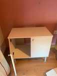Móveis brancos como novos (2 portas + 1 porta)