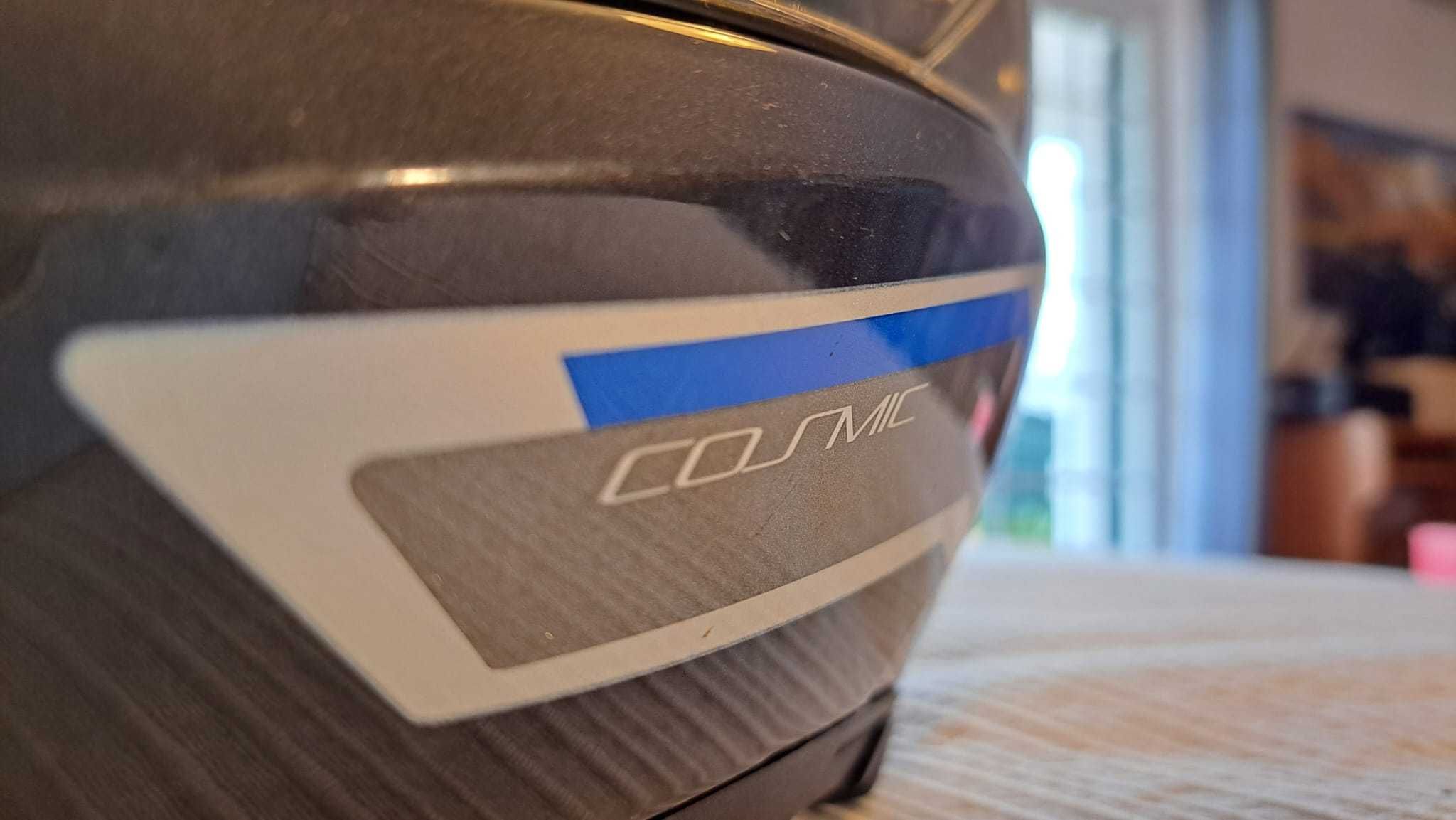 Capacete de marca BMW COSMIC