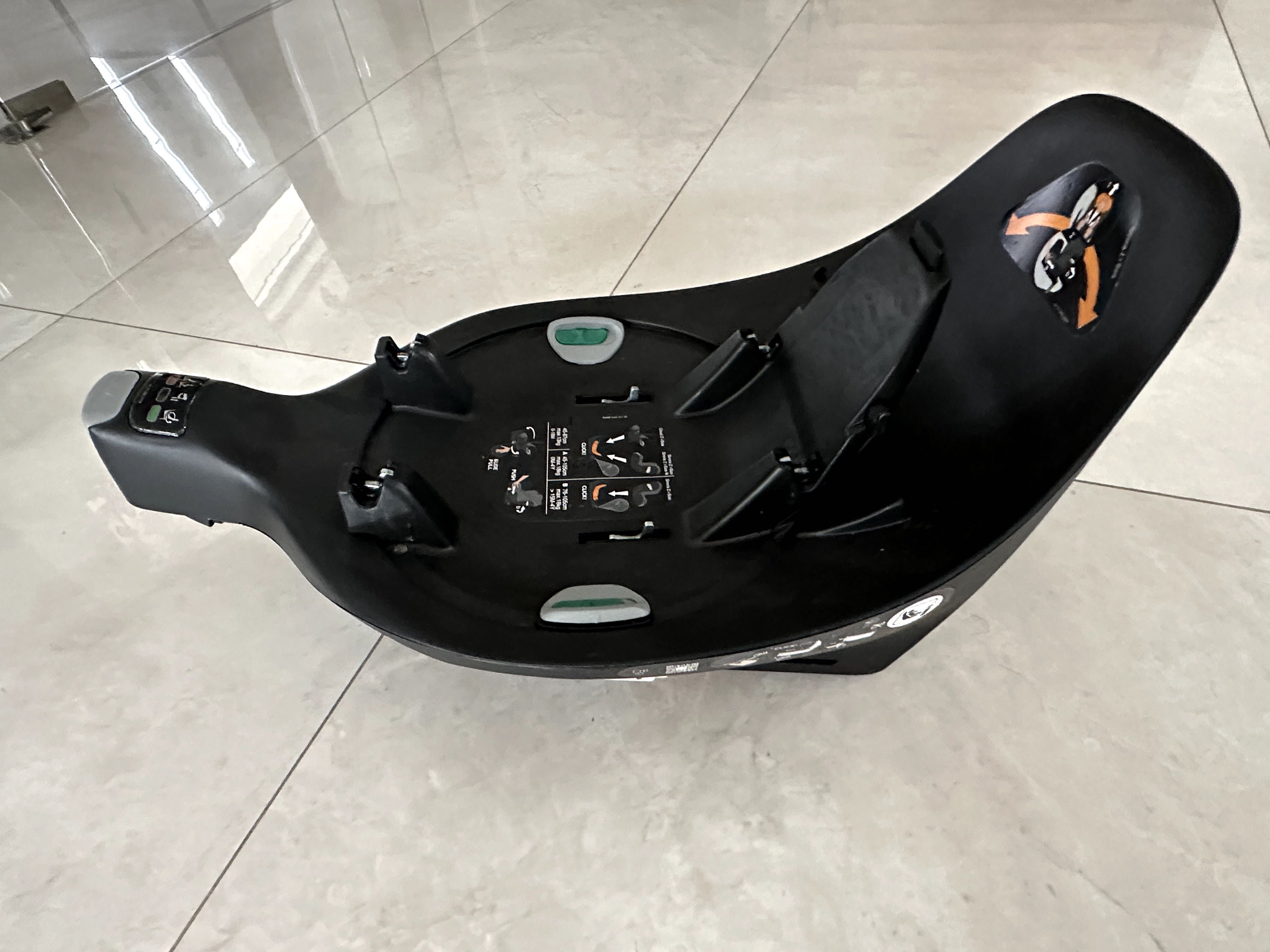 Fotelik Cybex Cloud Z i-Size + isofix baza obrotowa