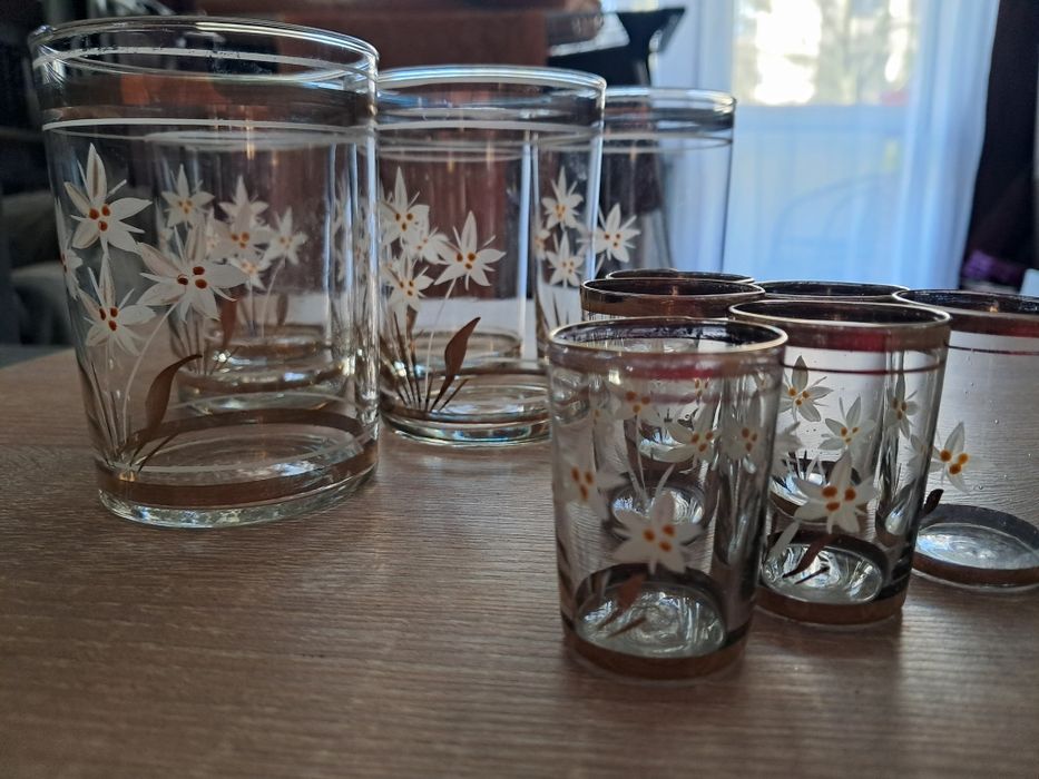Komplet szklanki plus kieliszki