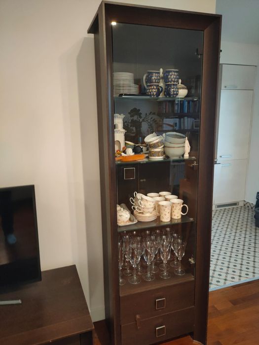 Zestaw mebli: witryna, komoda, szafka rtv, szafka wisząca. Kolor wenge