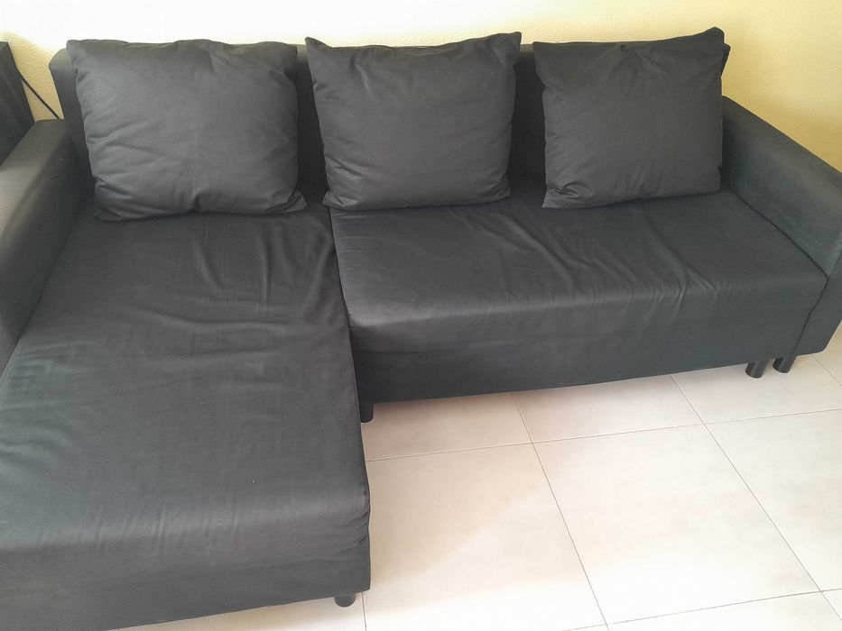 Sofá chaise longue com arrumação e sofá-cama