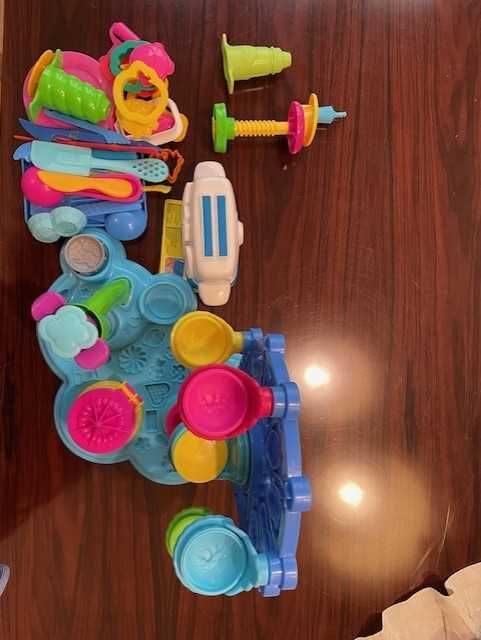 Plasticina conjunto e utensílios