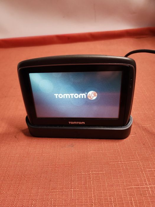 Mały monitorek mały monitorem TomTom