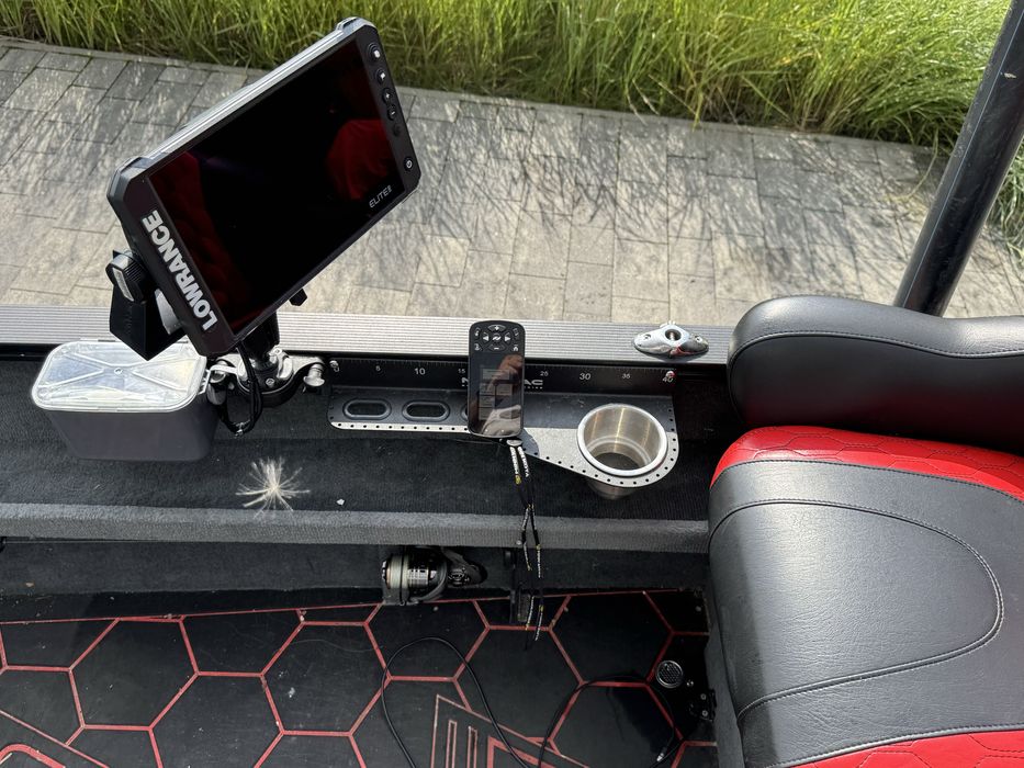 Продам човен Alba Silver Bollet