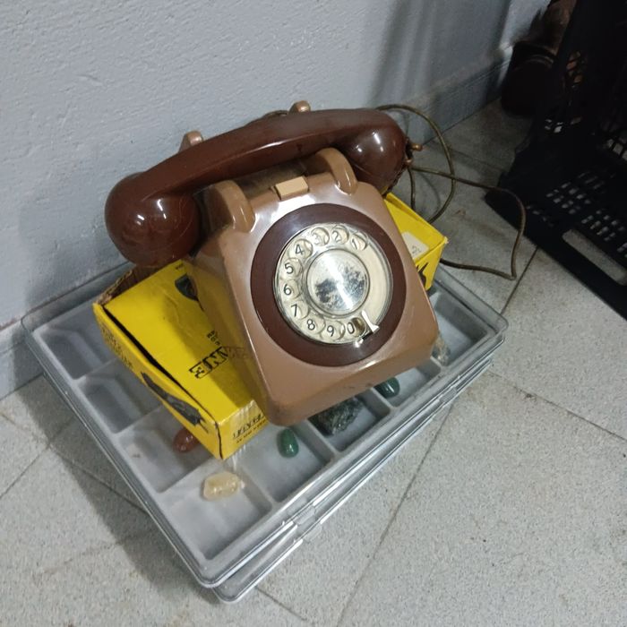 Telefone antigo decoração