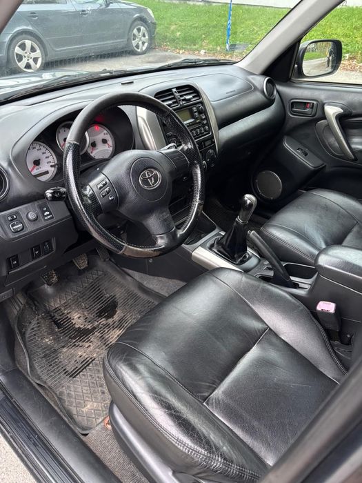 Toyota Rav4  2.0 D4D