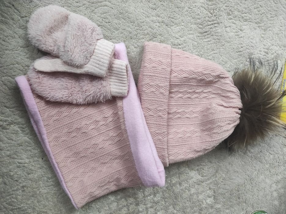 Комплект набір шапка снуд рукавиці для дівчинки