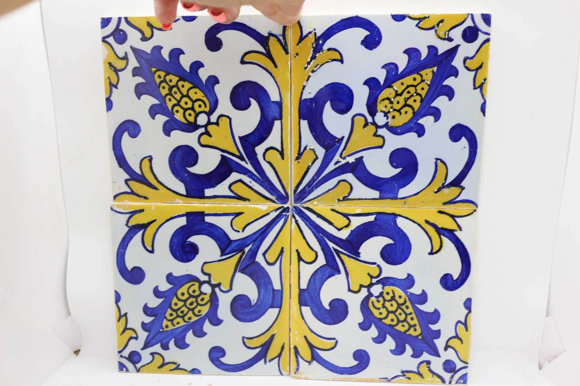 4 Azulejos padrão "Maçarocas" tons Azul e Amarelo XVII