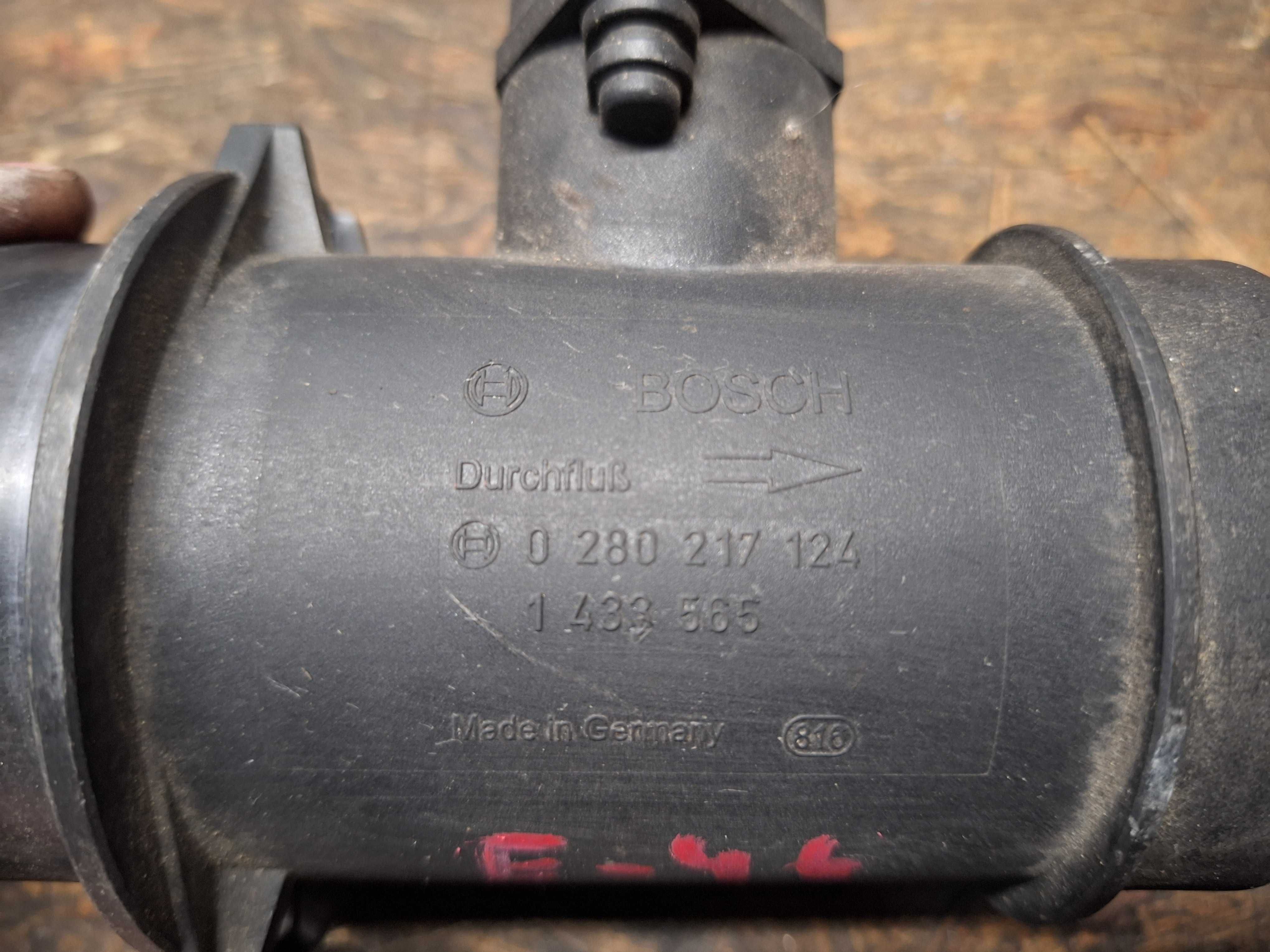 Oryginalny przepływomierz powietrza BMW e36 e46 z3 silnik 1,9 m43tu