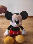 Mickey que dá luz