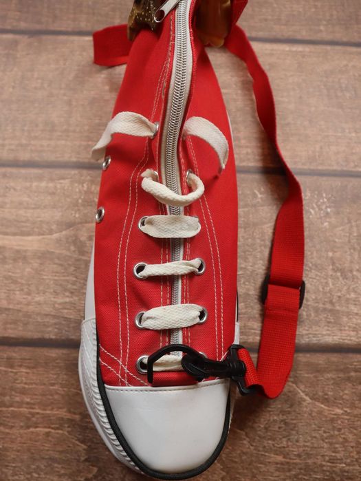Torba na ramię tenisówka czerwona red sneaker shoe bag red torebka