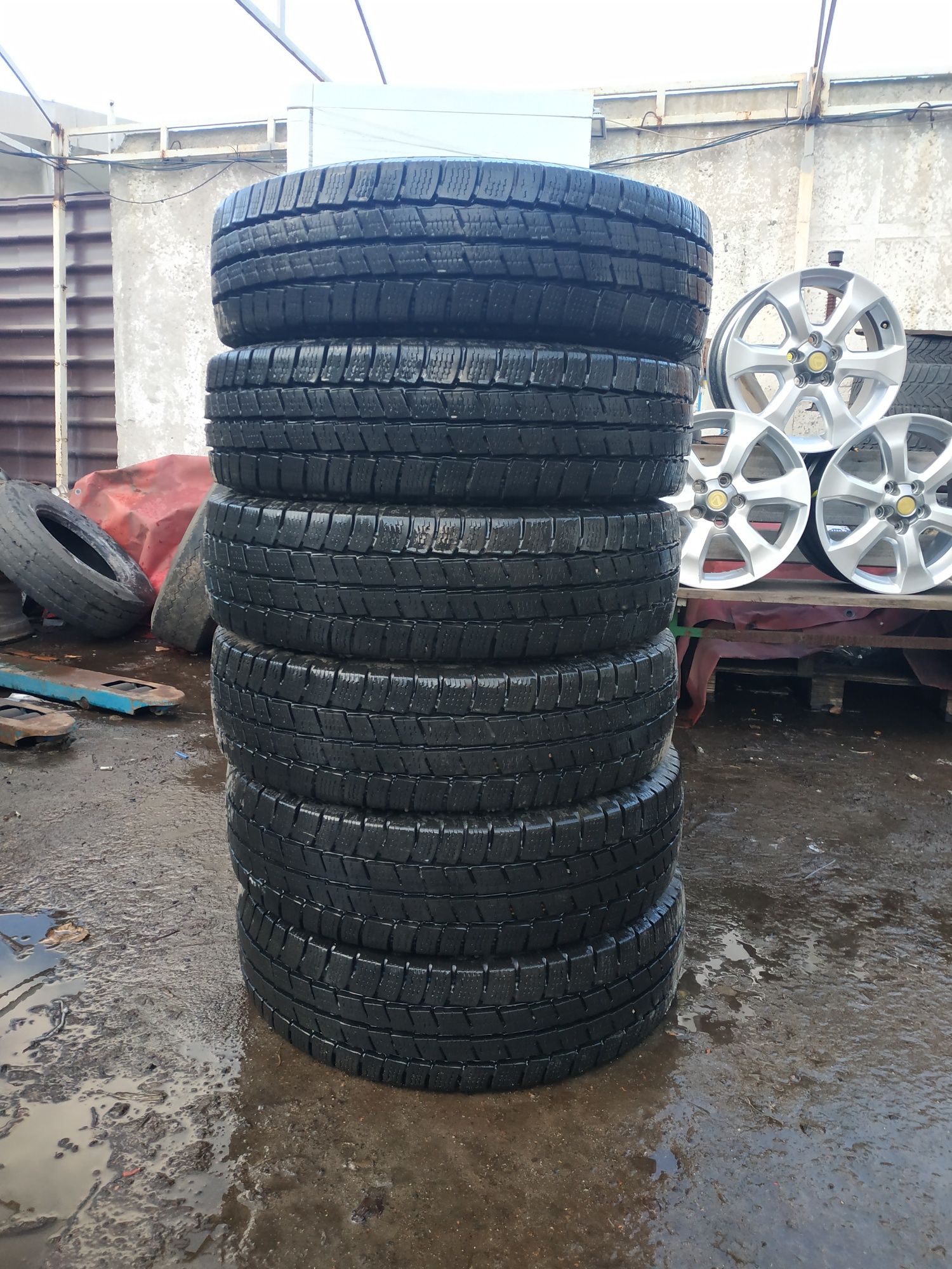 Продам шини бу 195/75 R16C