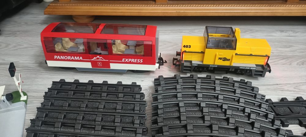 Elektryczna kolejka Playmobil pociąg