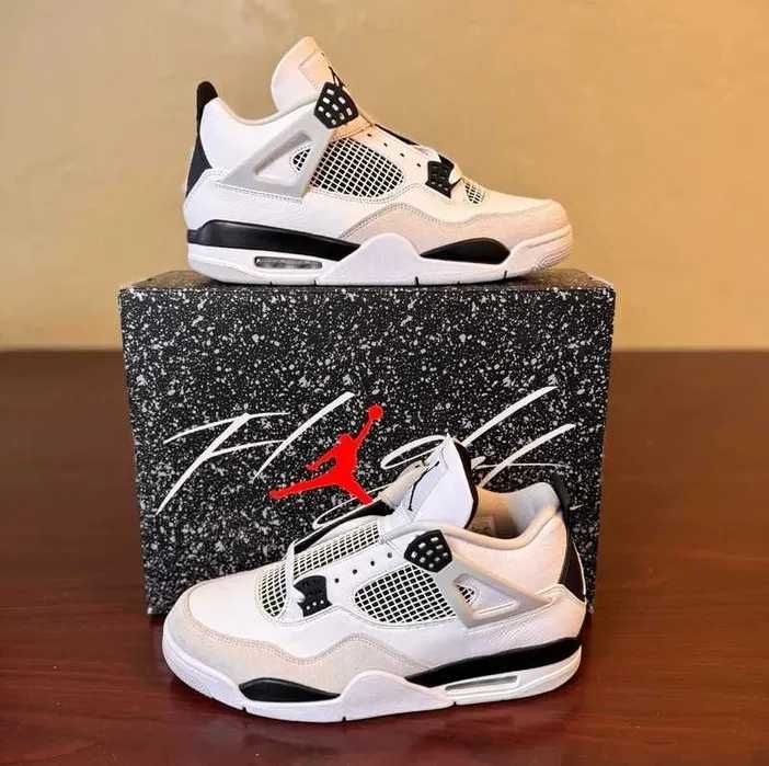 Buty sportowe "Jordan_4_Retro_Military_black R.44