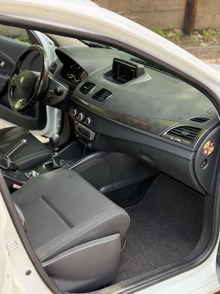 Renault Megane III kombi 1.5 dci 2013 rok