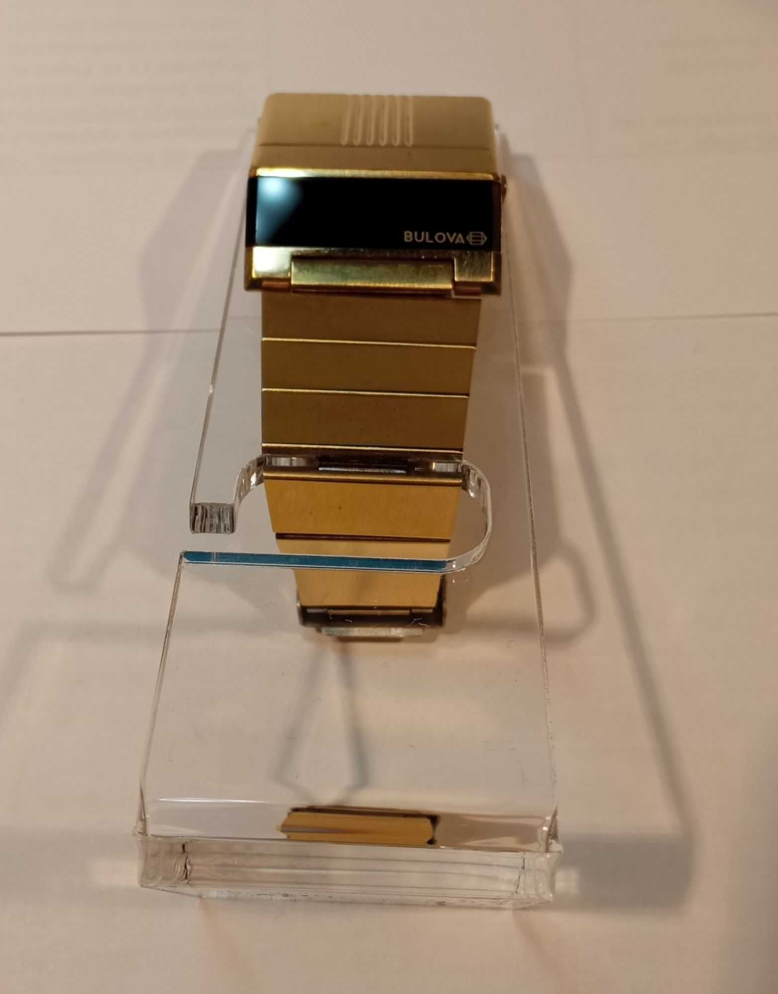 Zegarek LED marki BULOVA model Computron - vintage! NOS! Lata '70-te