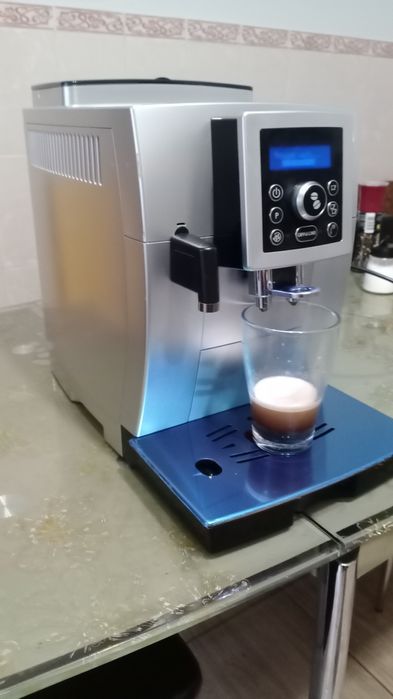 Кавомашина Delonghi ECAM 23.450.S
