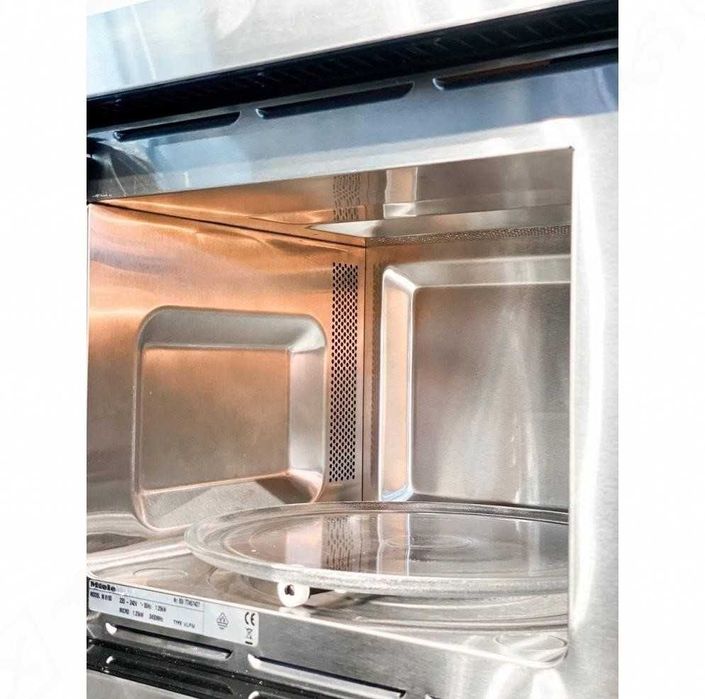 Мікрохвильова піч Miele / Миле M8151-2, 17 л, вбудована, хром