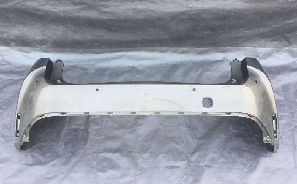 TOYOTA COROLLA KOMBI E21 2019- ZDERZAK TYLNY TYŁ 6 PDC