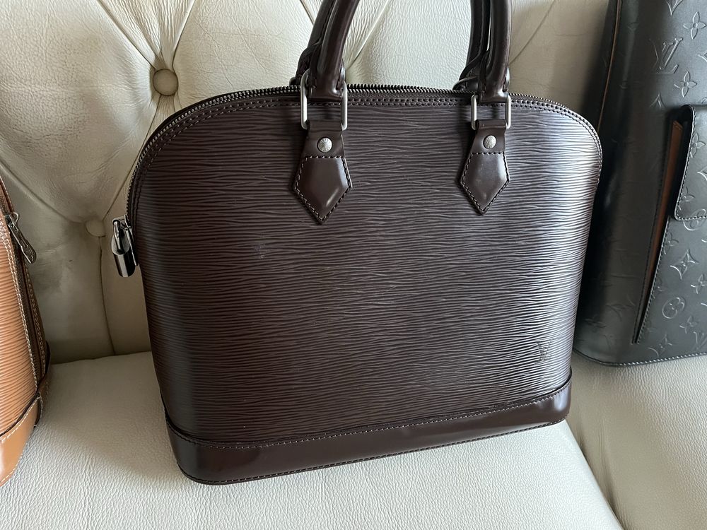 5 malas Louis Vuitton (telas Monograma, Epi, Vernis Montaigne)