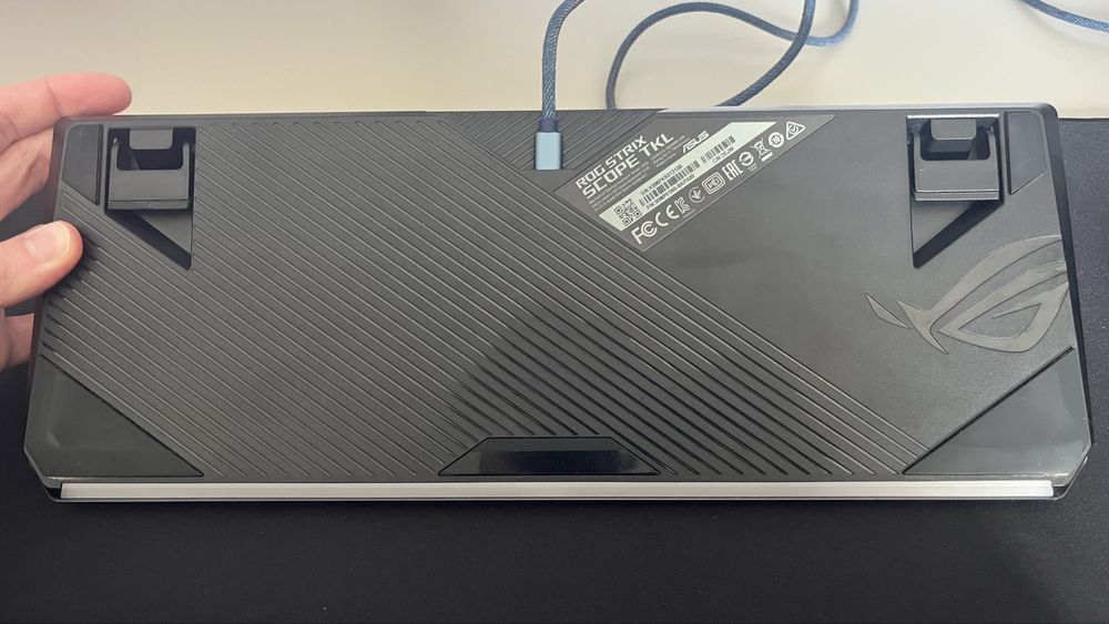 Teclado Asus ROG Strix Scope TKL