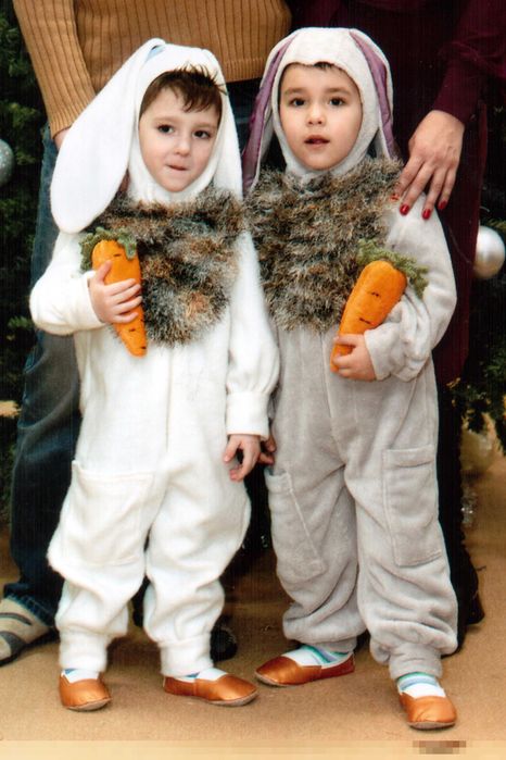 Прокат костюмов Зайчиков с морковкой