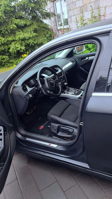 Audi A4 Limousine Audi 2,7 TDI automat A4 B8