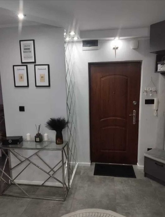 Ładne mieszkanie 3 pokojowe po remoncie na,, osiedlu centrum''