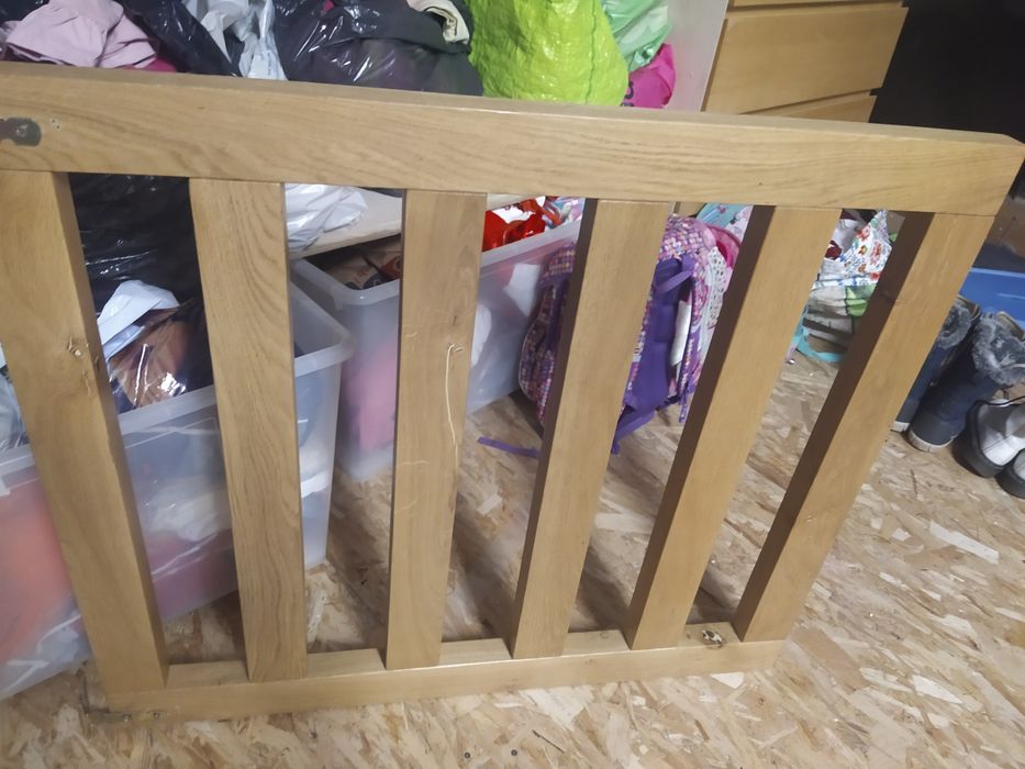 Drewniana bramka schodowa