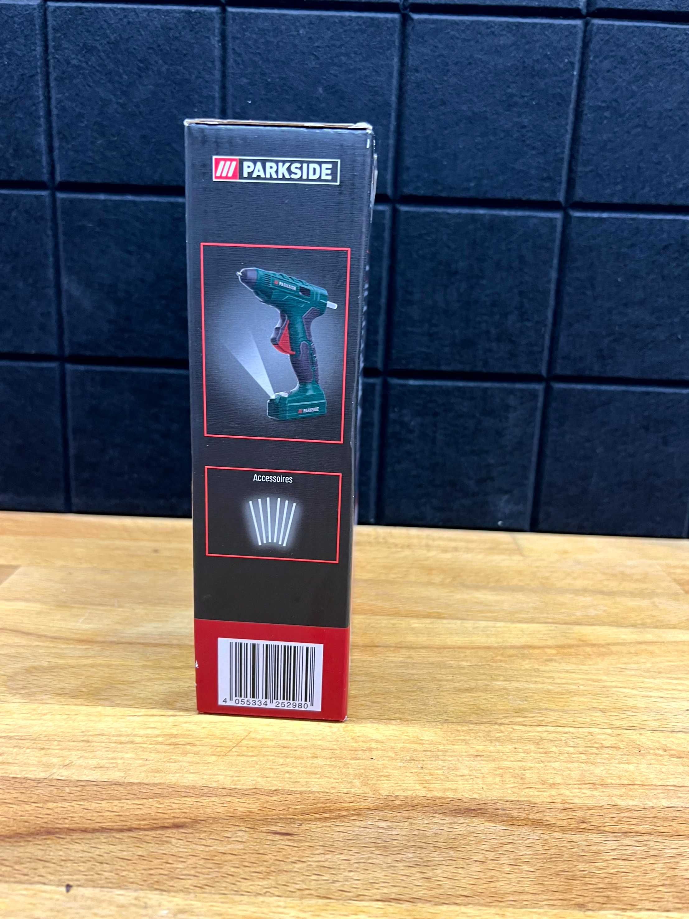 Pistolet do kleju PARKSIDE 4V na klej 7mm akumulatorowy PHPA 4 C4