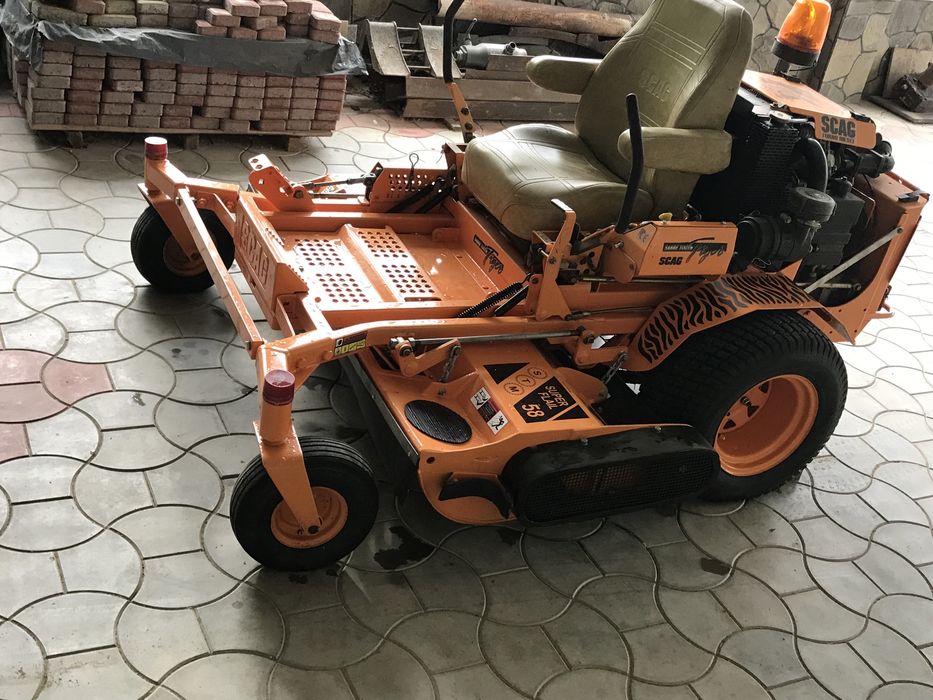 Садовая косилка Scag Turf Tiger США