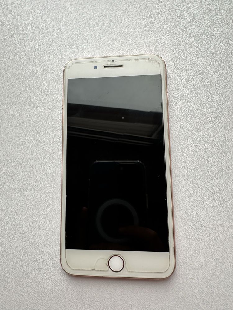 Iphone 8+ plus 64 Gb