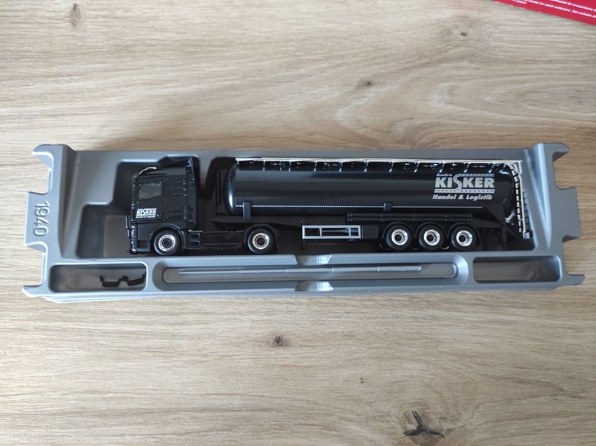 Herpa 1/87 MAN TGX + naczepa silos Andre Kisker