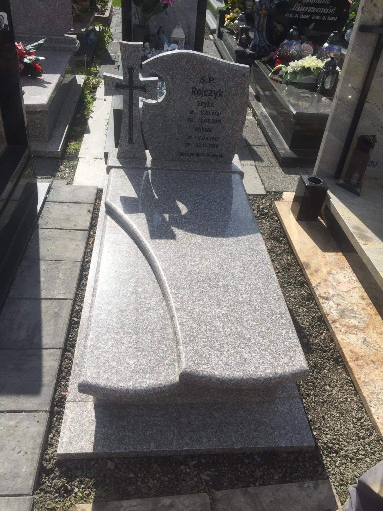 4500 nagrobek z montazem  caly slask pomnik