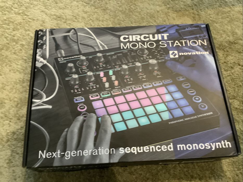 Novation Circuit Mono Station Paraphonic Synthesizer