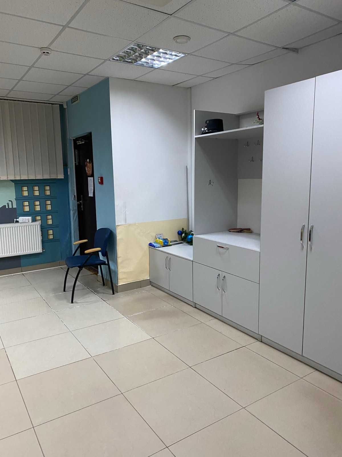 Оренда приміщення 212 м2 / вул. Чернишевського 31 а/ м. Університет