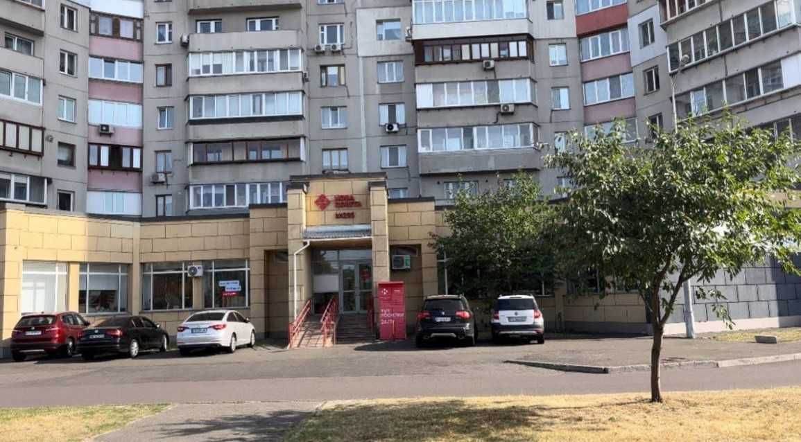 Оренда комерційного приміщення 60 кв.м,    лівий берег