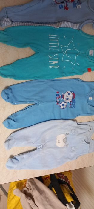 Śpioszki 62 ,pięć sztuk